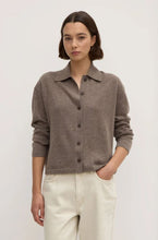 Load image into Gallery viewer, Wool Cashmere Knit Cardigan Sable
