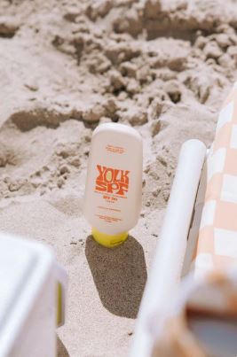 Yolk Sunscreen Vanilla Coconut SPF50