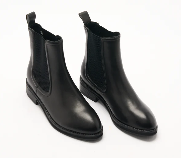 Cora Leather Boot Black