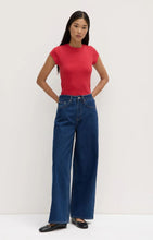 Load image into Gallery viewer, Josie SS Tee Goji
