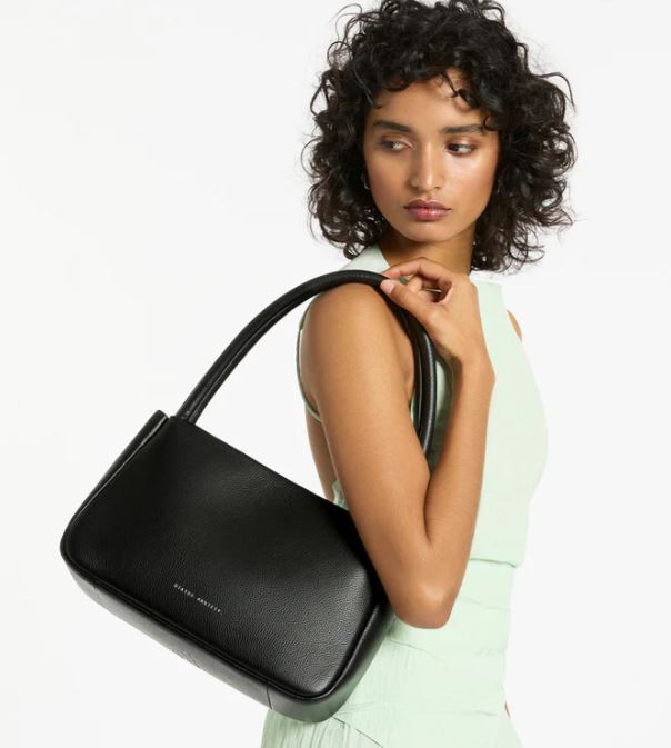 Light of day bag Black