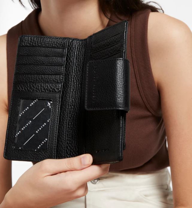 Ruins Wallet Black