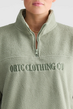Load image into Gallery viewer, Unisex Sherpa Fleece Logo Quarter Zip Dusty Olive
