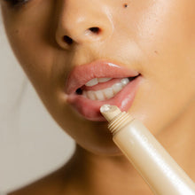 Load image into Gallery viewer, Lip Repair Oil
