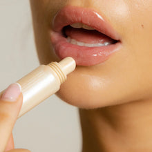Load image into Gallery viewer, Lip Repair Oil
