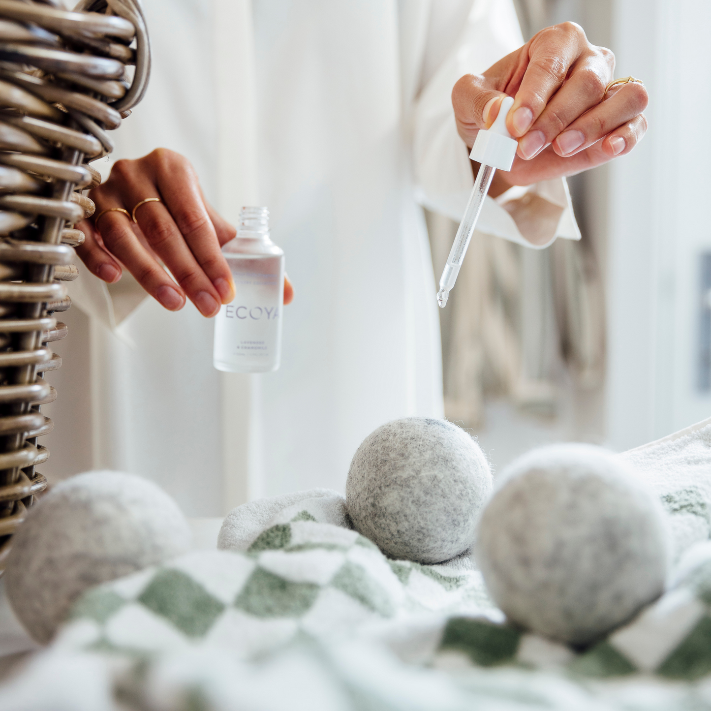 ECOYA - Laundry Dryer Ball Set, Lavender & Chamomile