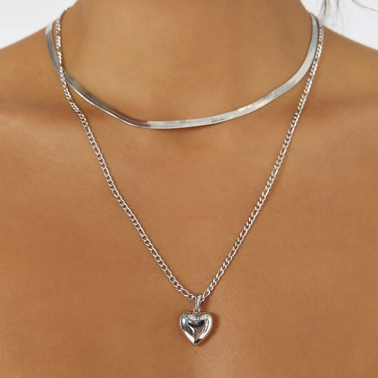 Rose heart necklace silver