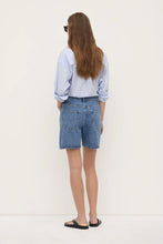 Load image into Gallery viewer, Mid Rise Vintage Denim Short Dark Stone
