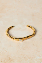 Load image into Gallery viewer, Evelyn Bangle - Gold / Diamond
