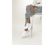 Load image into Gallery viewer, Triple Kick Leather White
