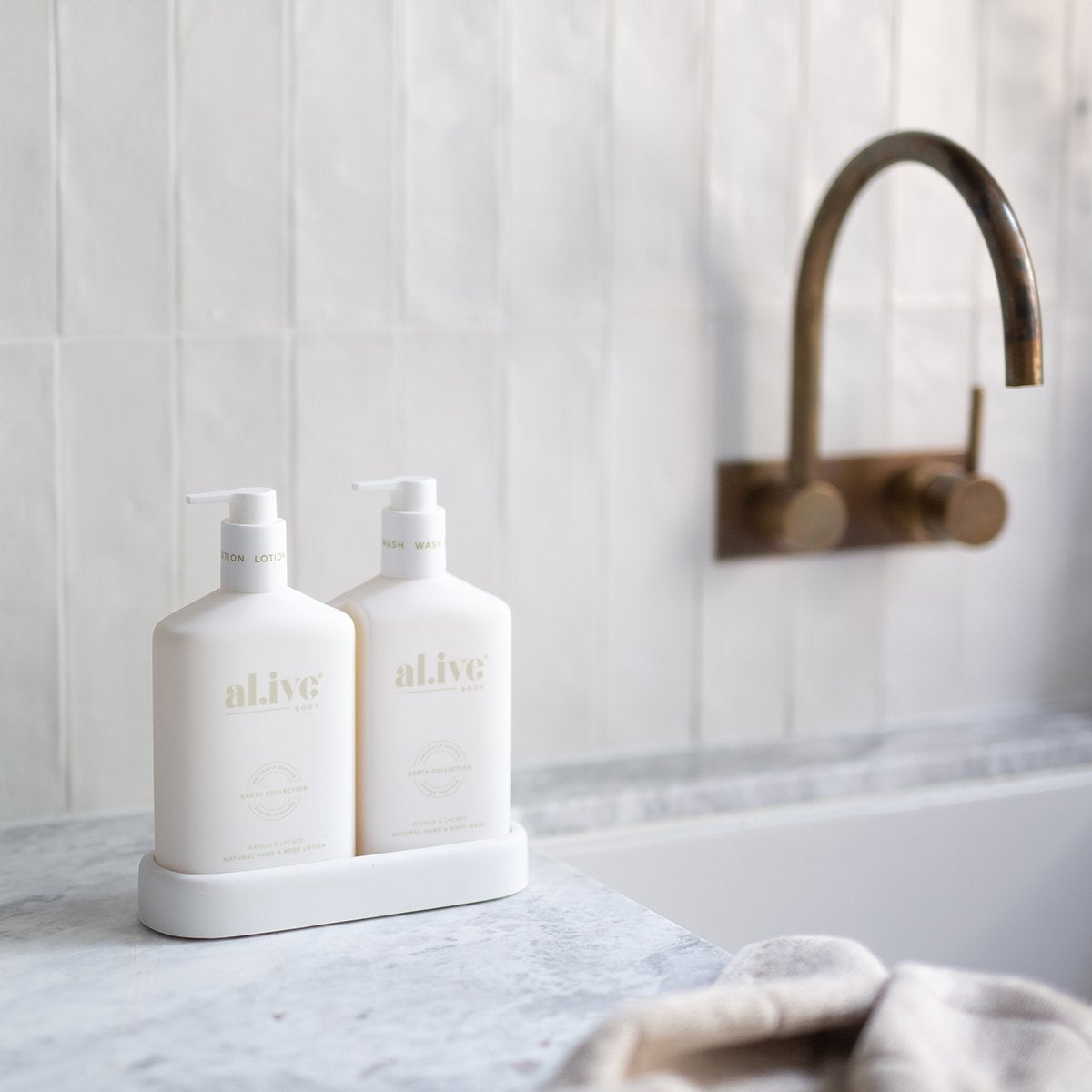 AL.IVE - Wash & Lotion Duo + Tray, Mango & Lychee